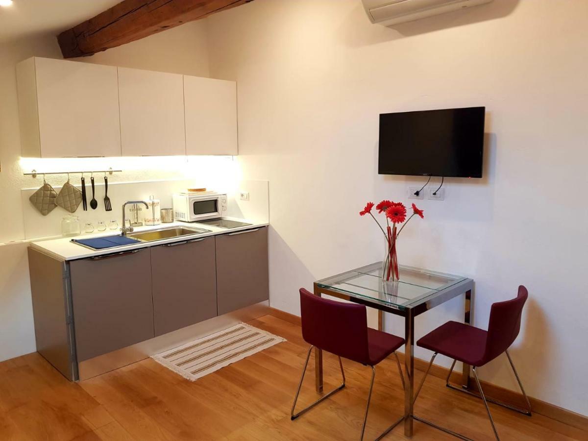 Loft Bianco Lägenhet Florens Exteriör bild