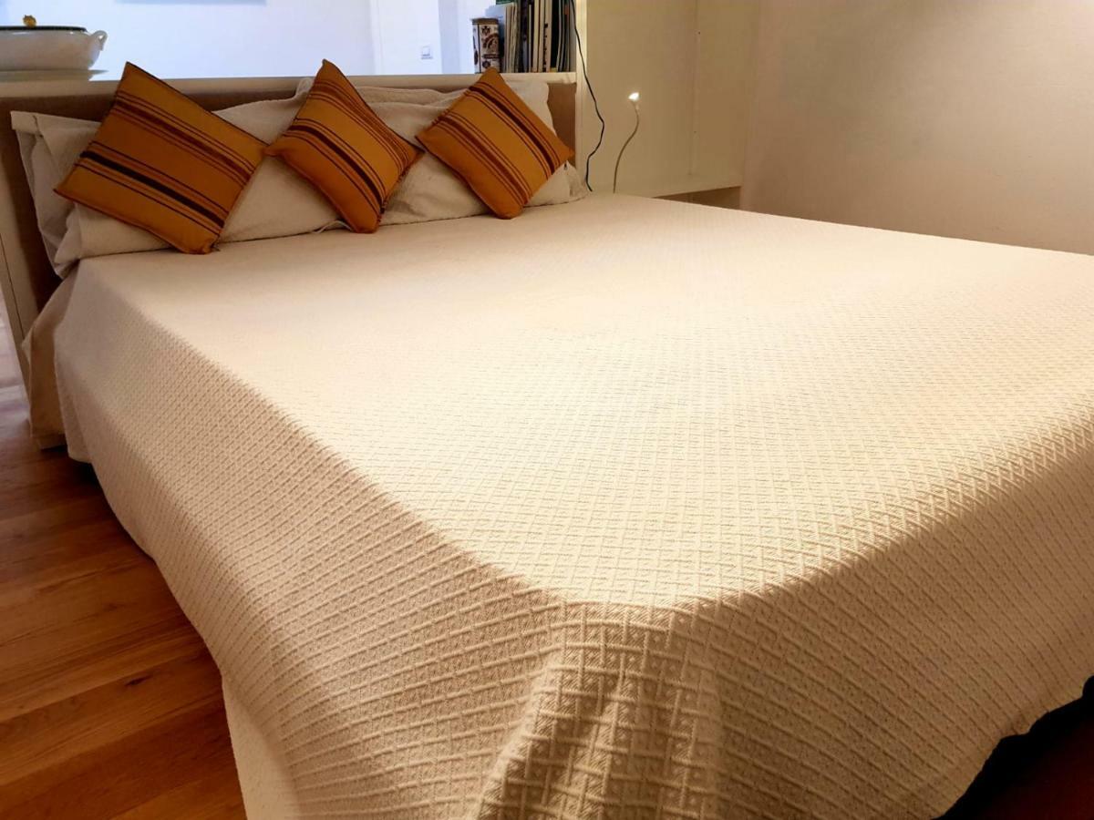 Loft Bianco Lägenhet Florens Exteriör bild